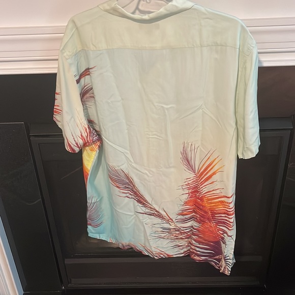 Mens Express brand new tropical button down - Picture 3 of 3